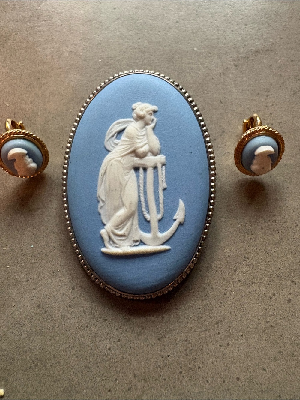 Wedgewood Vintage Blue and White Cameo Pendant and Clip Earrings Set